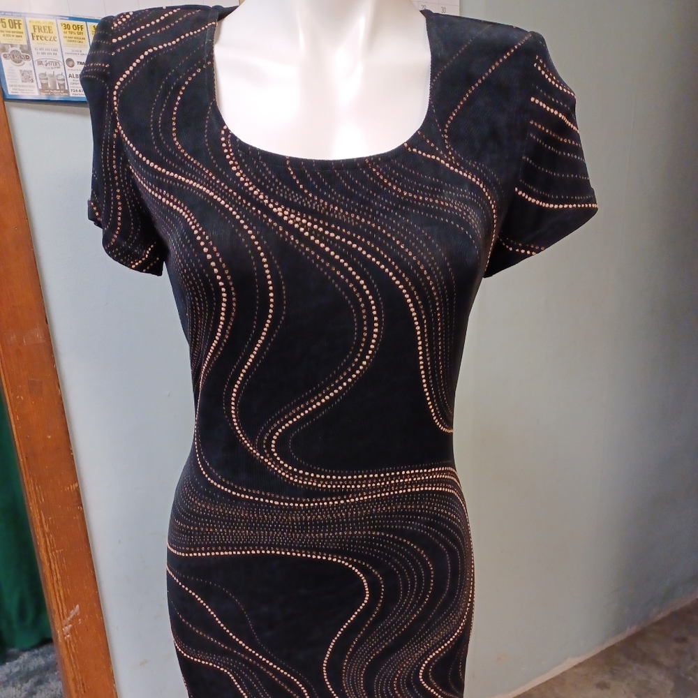 Vintage Joseph Ribkoff Short sleeved black bodycon dress womens size 8 slit
